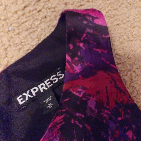 Express Peplum Top - Picture 3 of 6